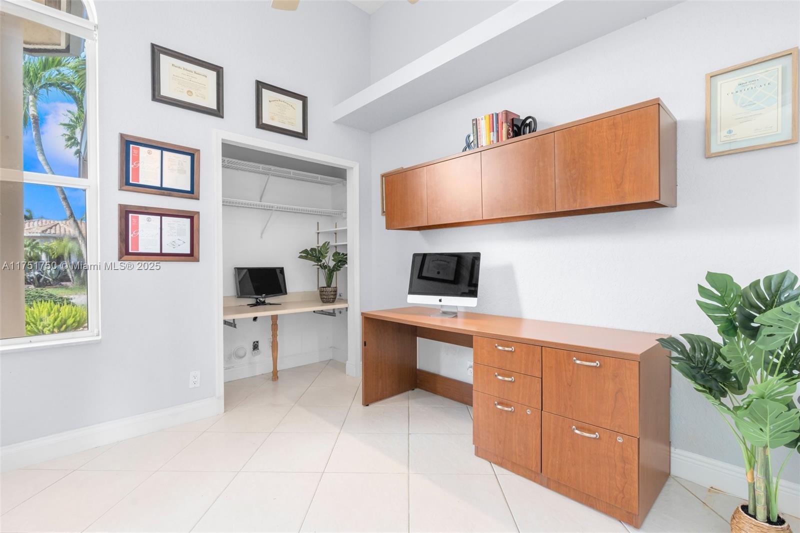 5135 Kensington Cir, Coral Springs, Florida image 11