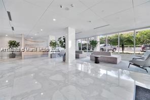 199 Ocean Lane Dr #812, Key Biscayne FL 33149