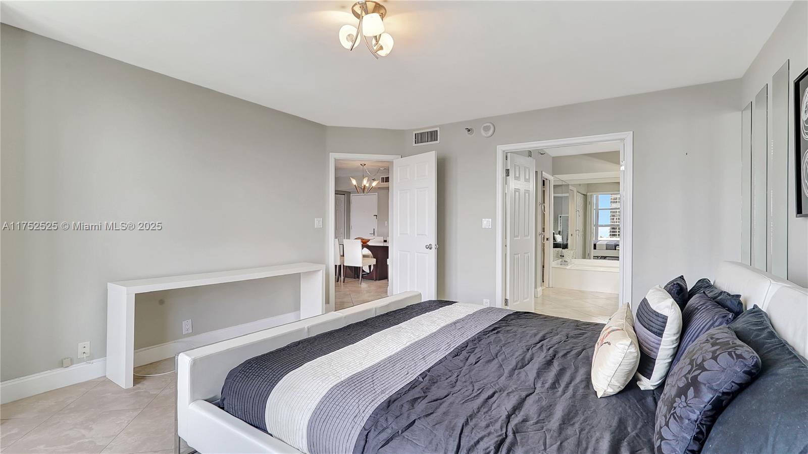 3530 Mystic Pointe Dr #2313, Aventura FL 33180