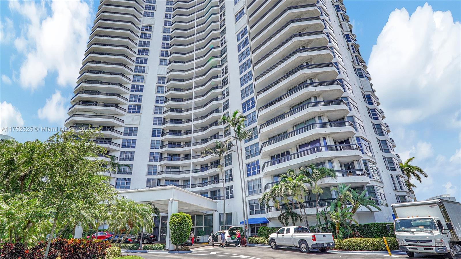 3530 Mystic Pointe Dr #2313, Aventura FL 33180