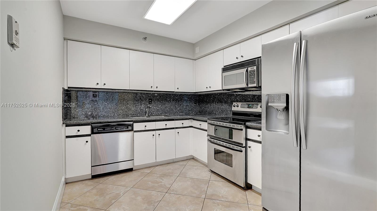 3530 Mystic Pointe Dr #2313, Aventura FL 33180