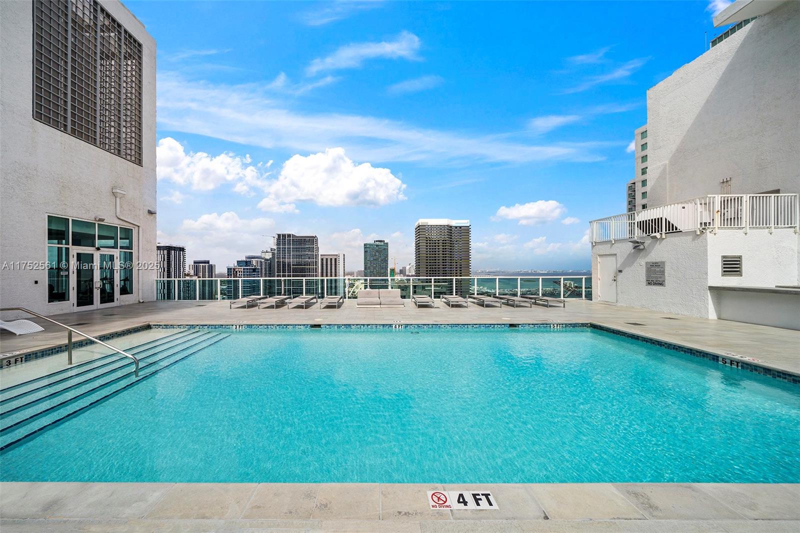 133 NE 2nd Ave #3215, Miami FL 33132