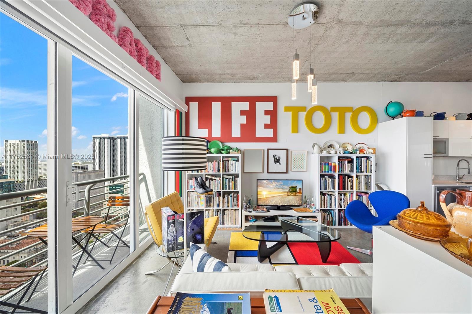 133 NE 2nd Ave #3215, Miami FL 33132