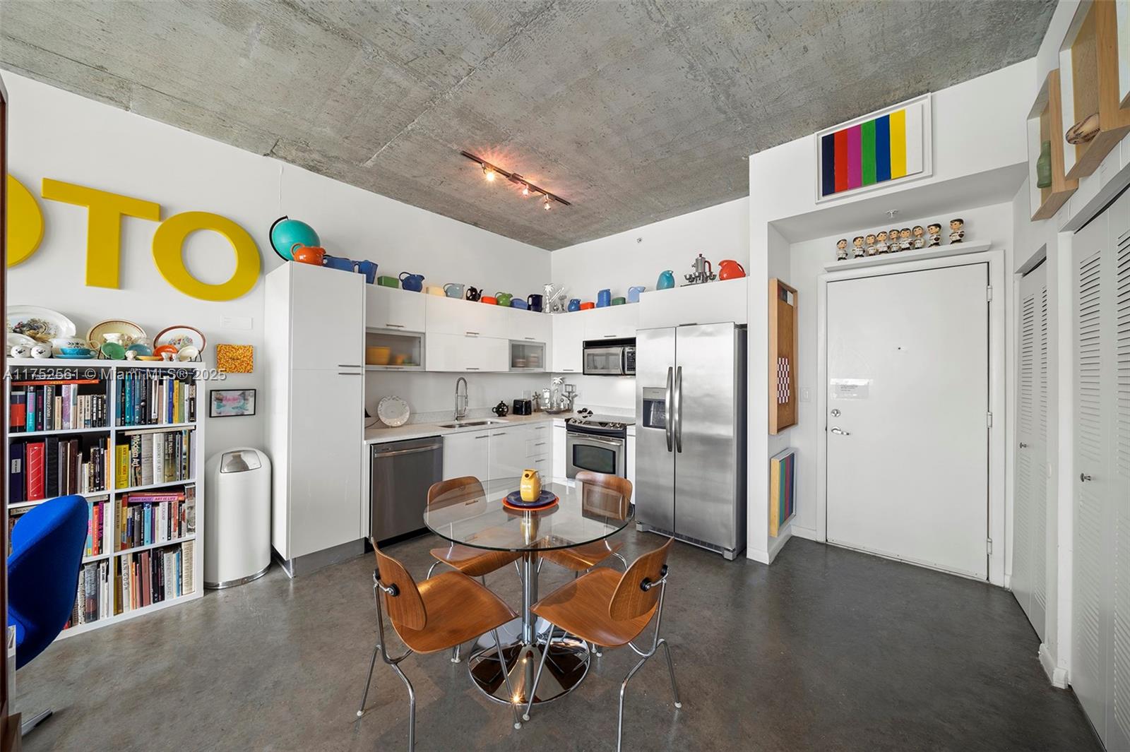 133 NE 2nd Ave #3215, Miami FL 33132
