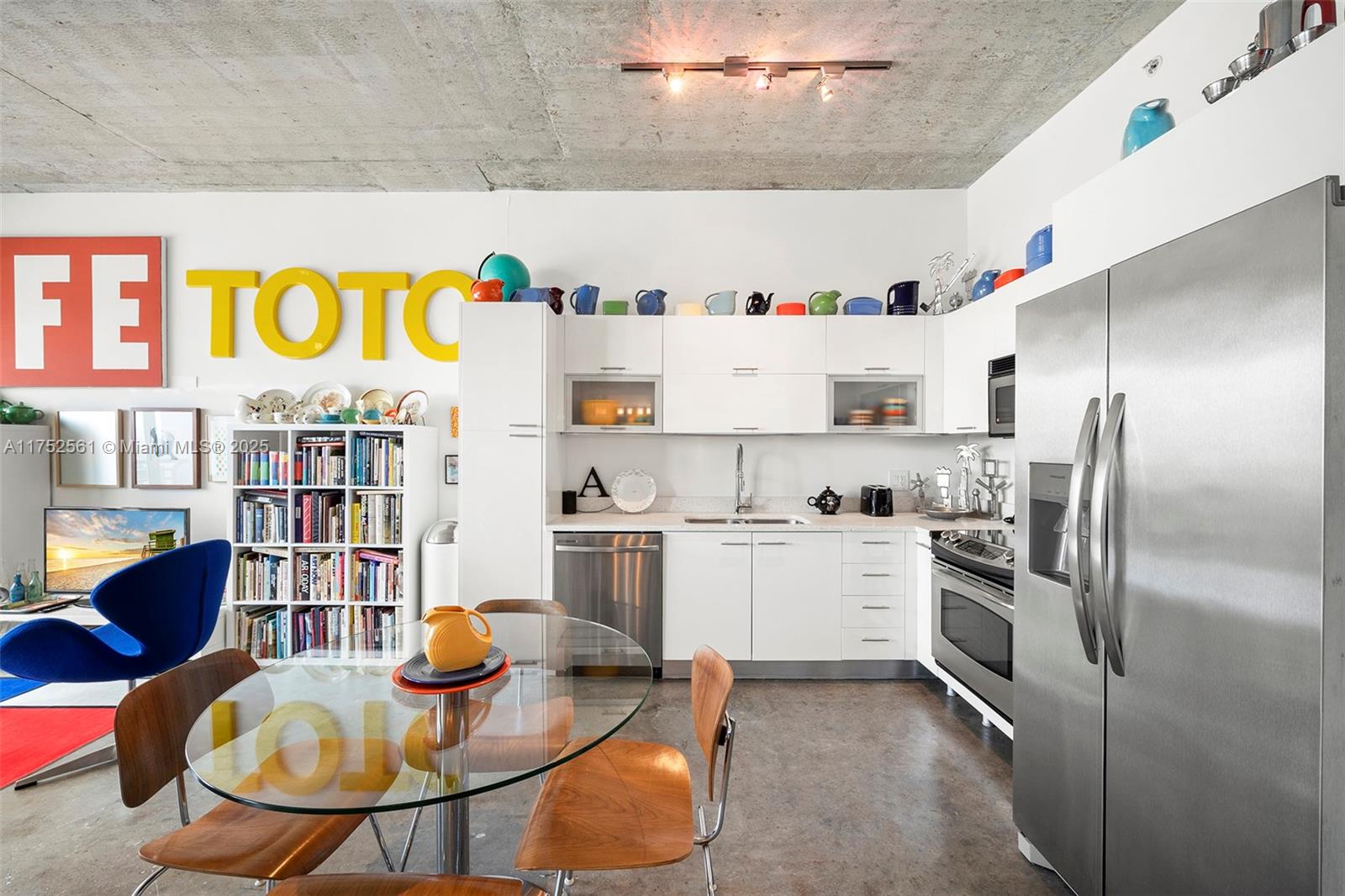 133 NE 2nd Ave #3215, Miami FL 33132