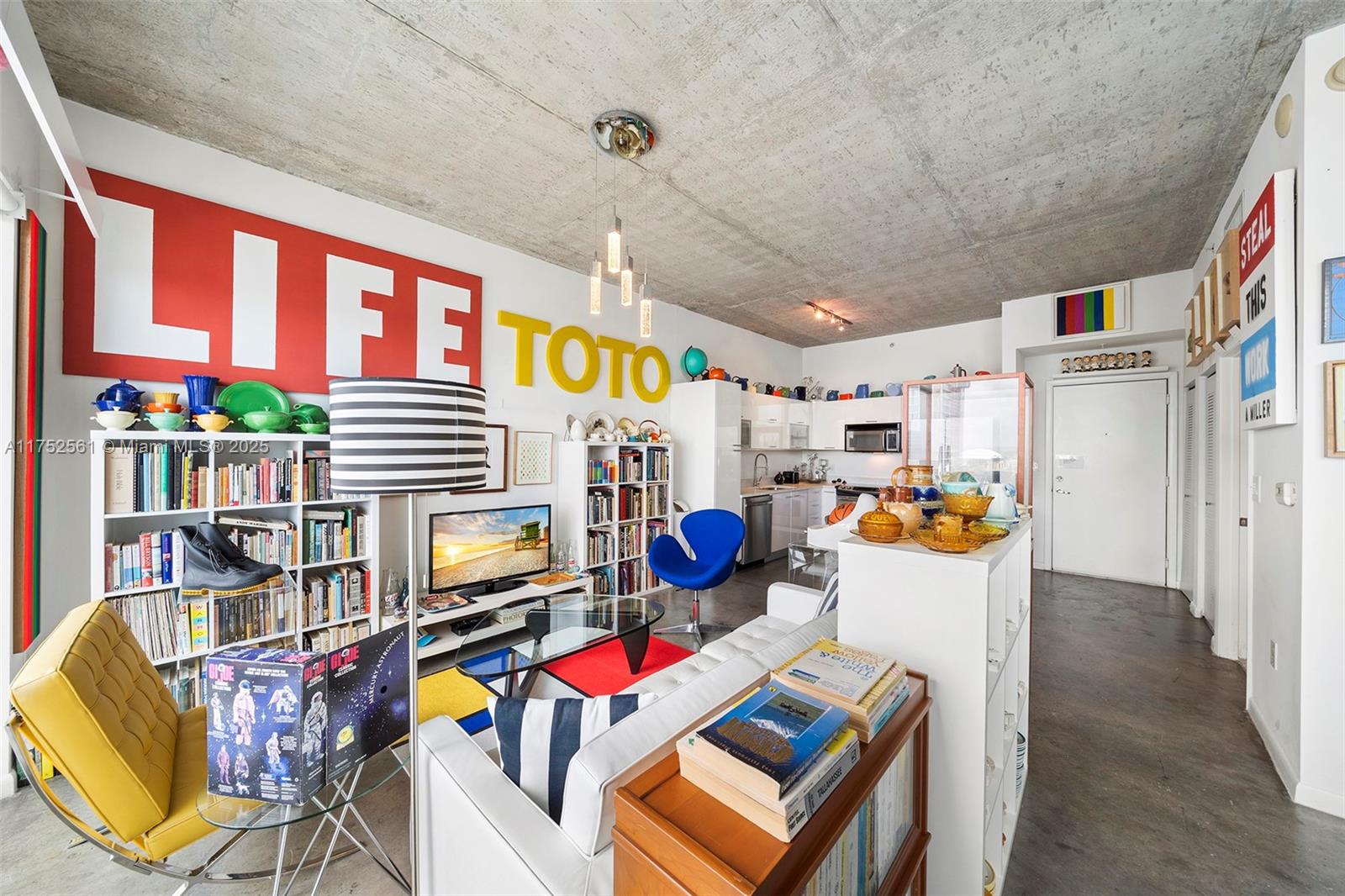 133 NE 2nd Ave #3215, Miami FL 33132