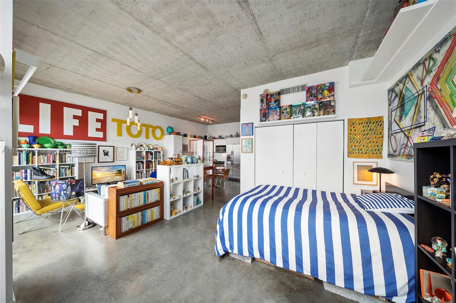 133 NE 2nd Ave #3215, Miami FL 33132