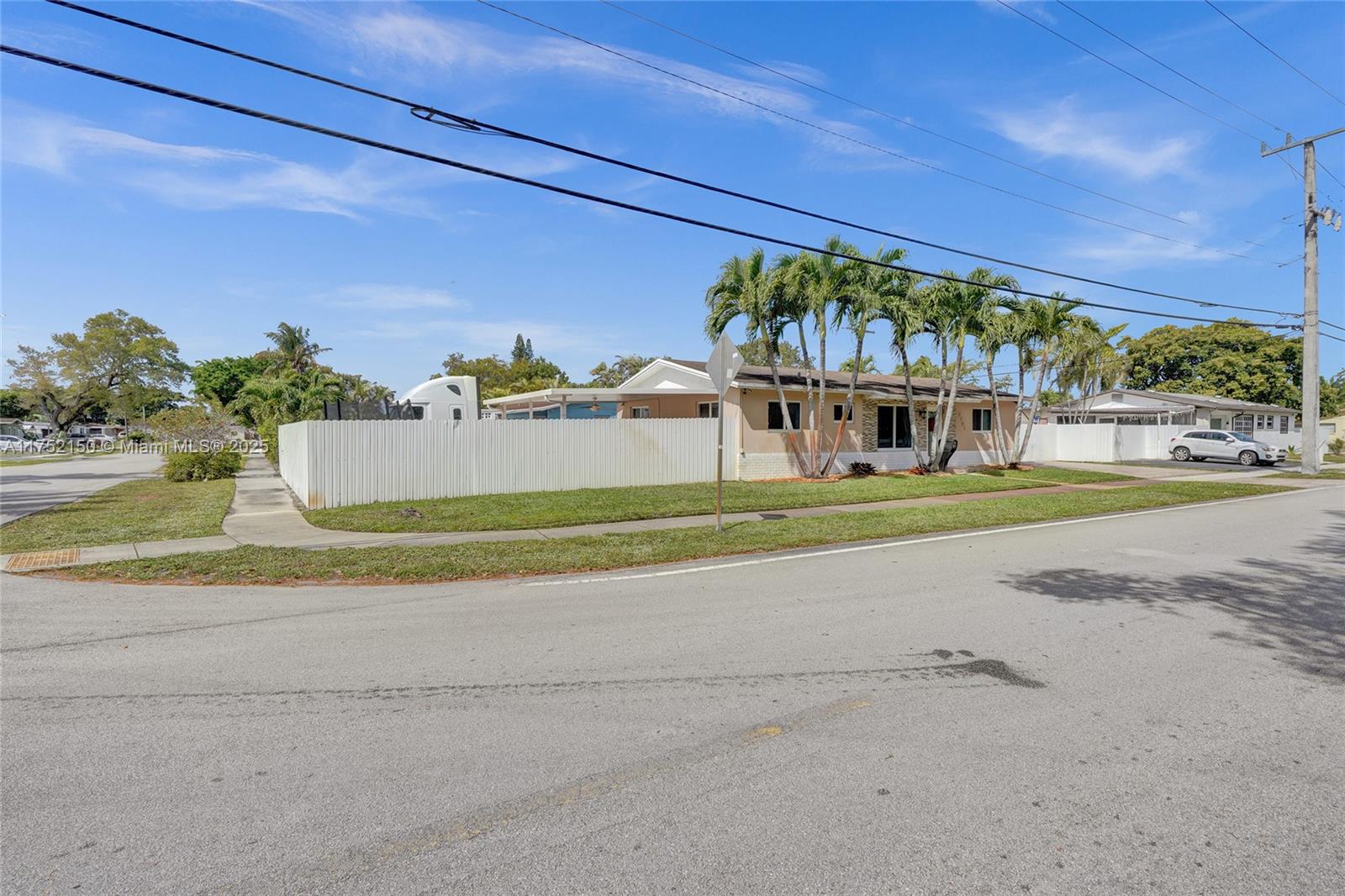 7701 NW 37th St, Davie, Florida image 6