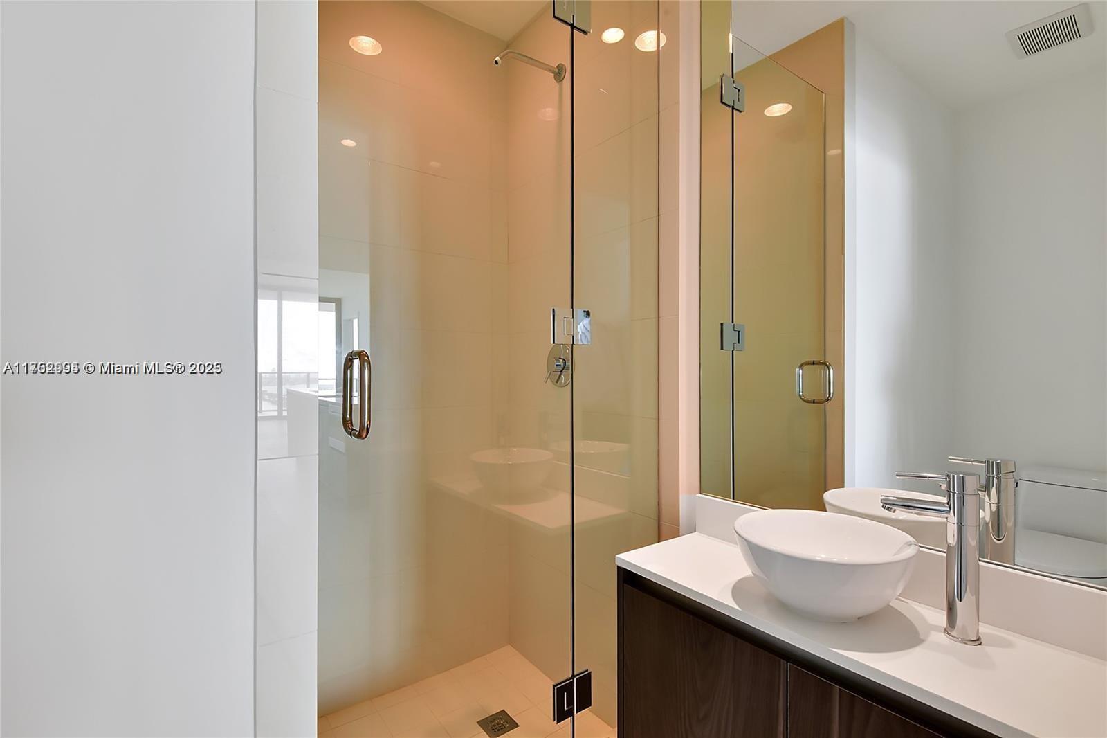 480 NE 31st St #4905, Miami FL 33137