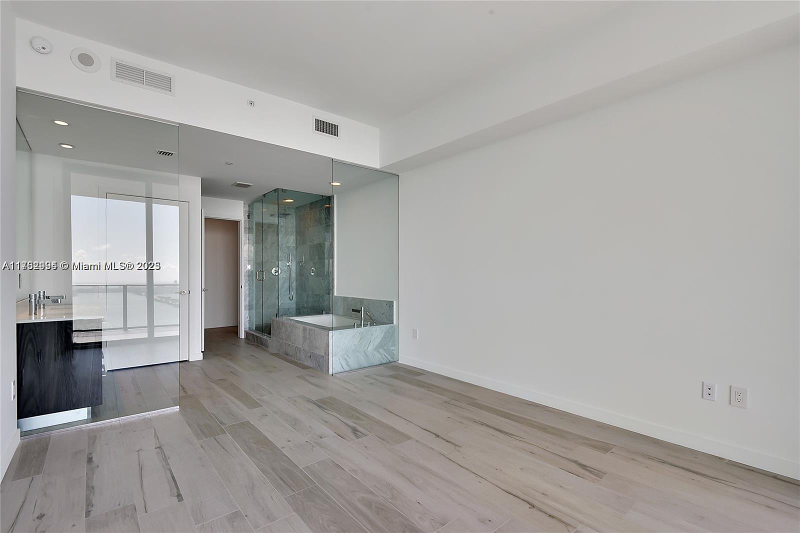 480 NE 31st St #4905, Miami FL 33137