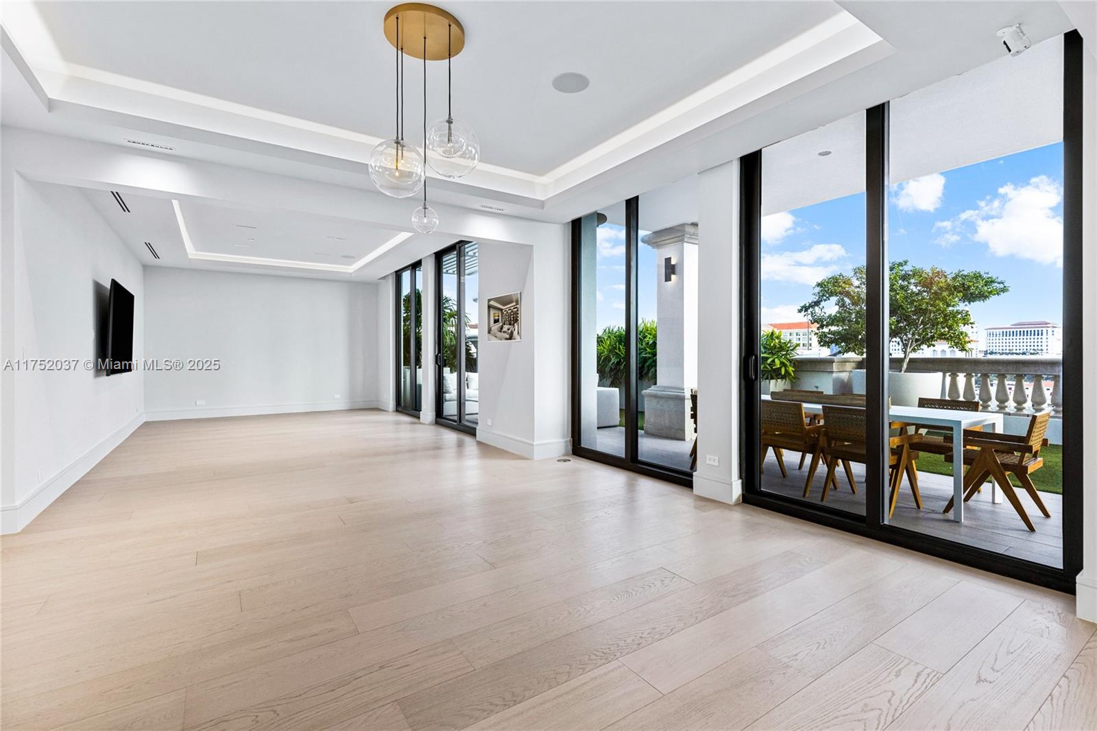 275 Giralda Ave #PH, Coral Gables, Florida image 12