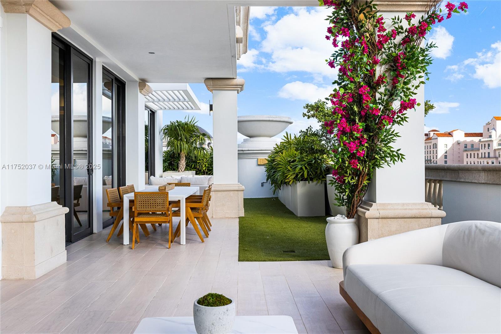275 Giralda Ave #PH, Coral Gables, Florida image 17
