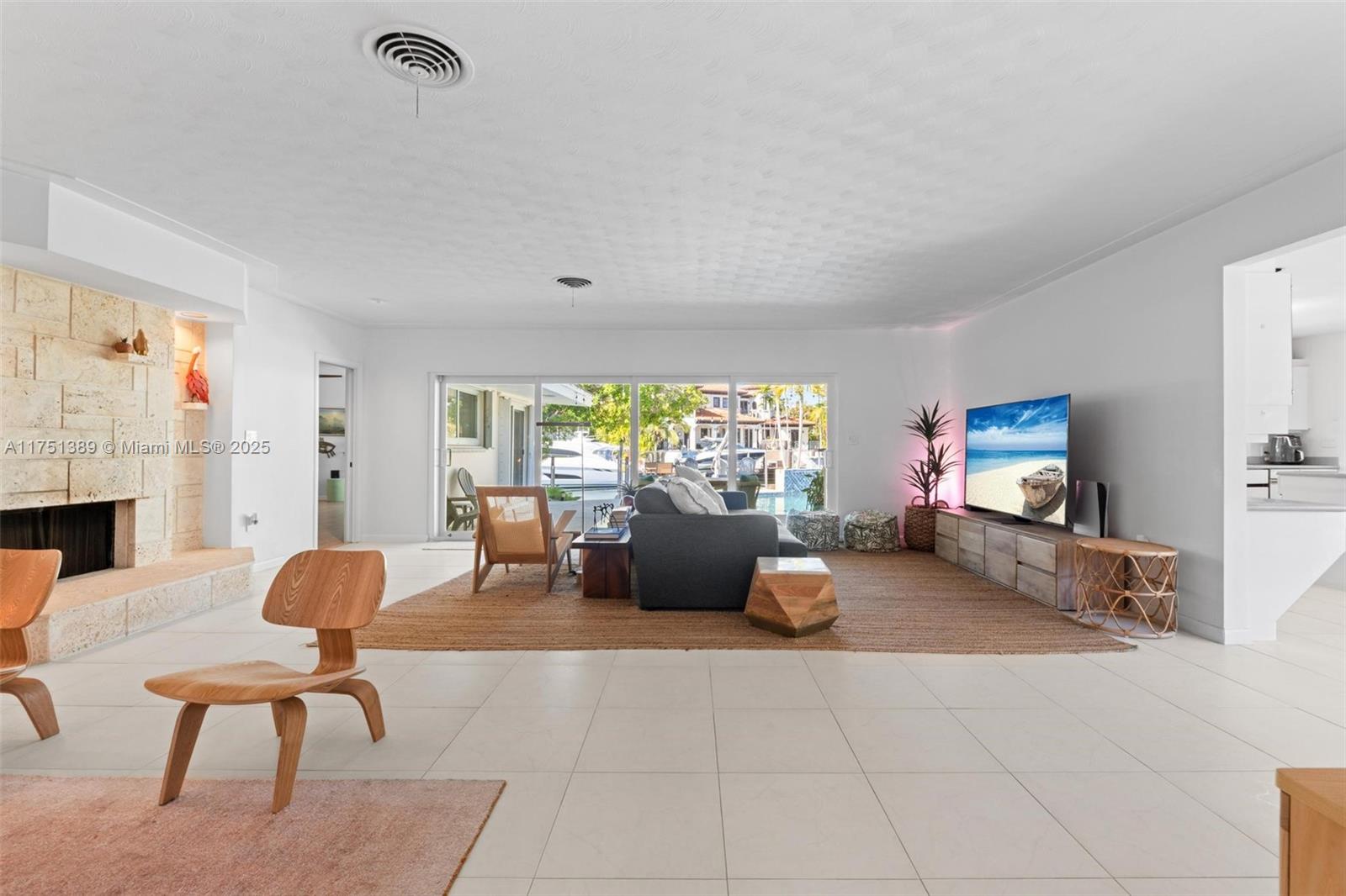 Property photo # 6