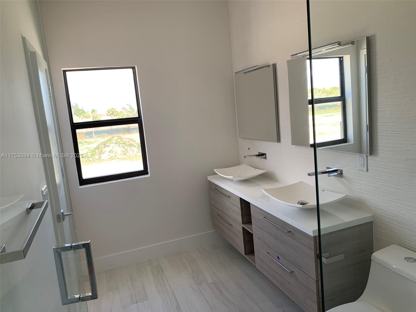 4369 NW 9th St, Plantation, Florida image 22