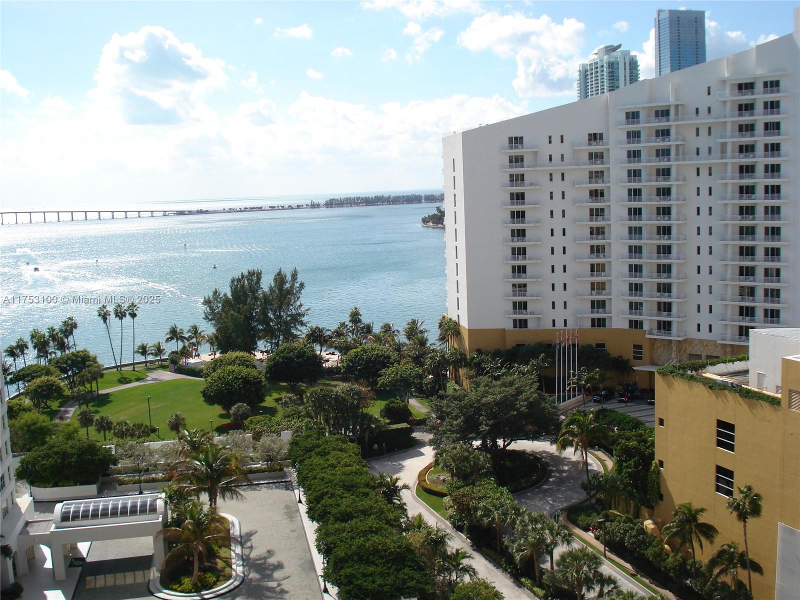 770 Claughton Island Dr #1708, Miami FL 33131