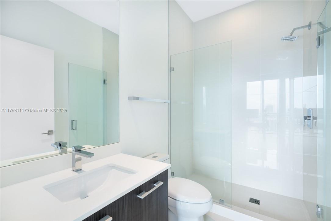 45 SW 9th St #4609, Miami FL 33130