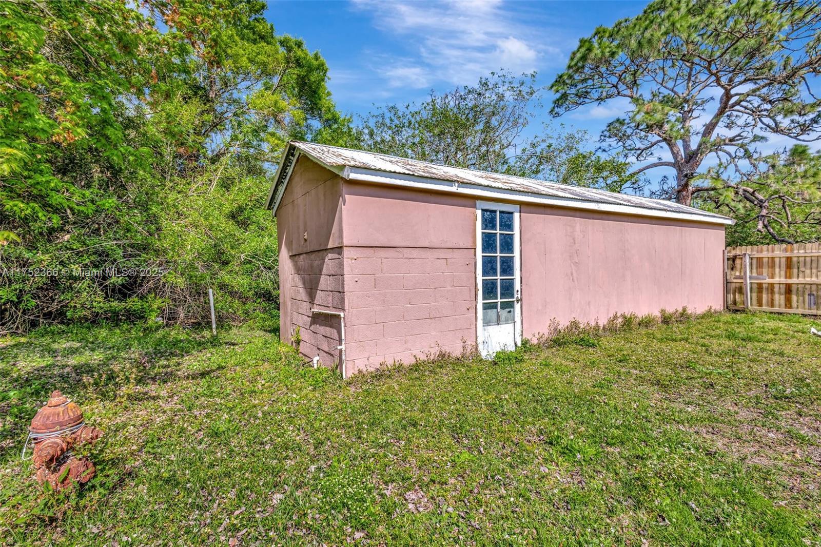 9080 86th Pl, Vero Beach, Florida image 32