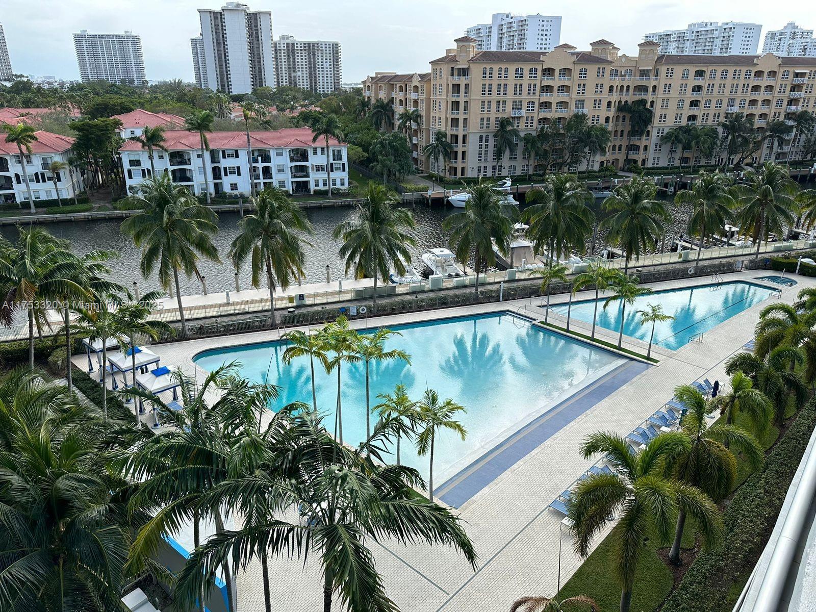 2950 NE 188th St #448, Aventura FL 33180