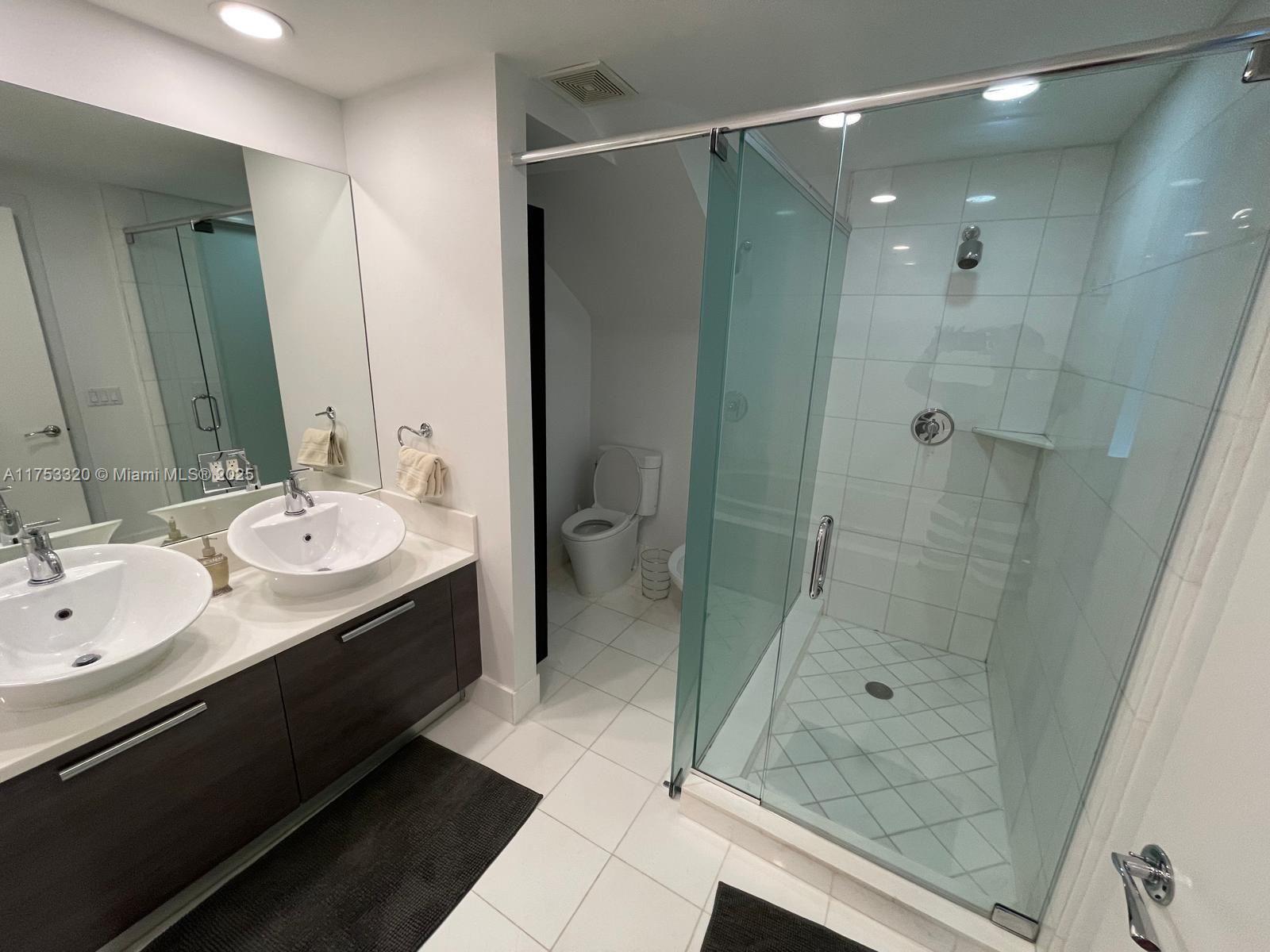 2950 NE 188th St #448, Aventura FL 33180