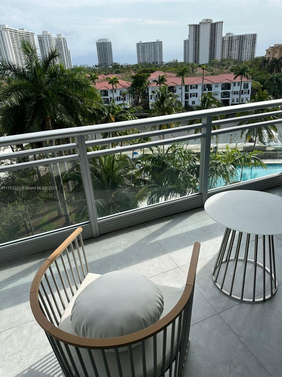 2950 NE 188th St #448, Aventura FL 33180