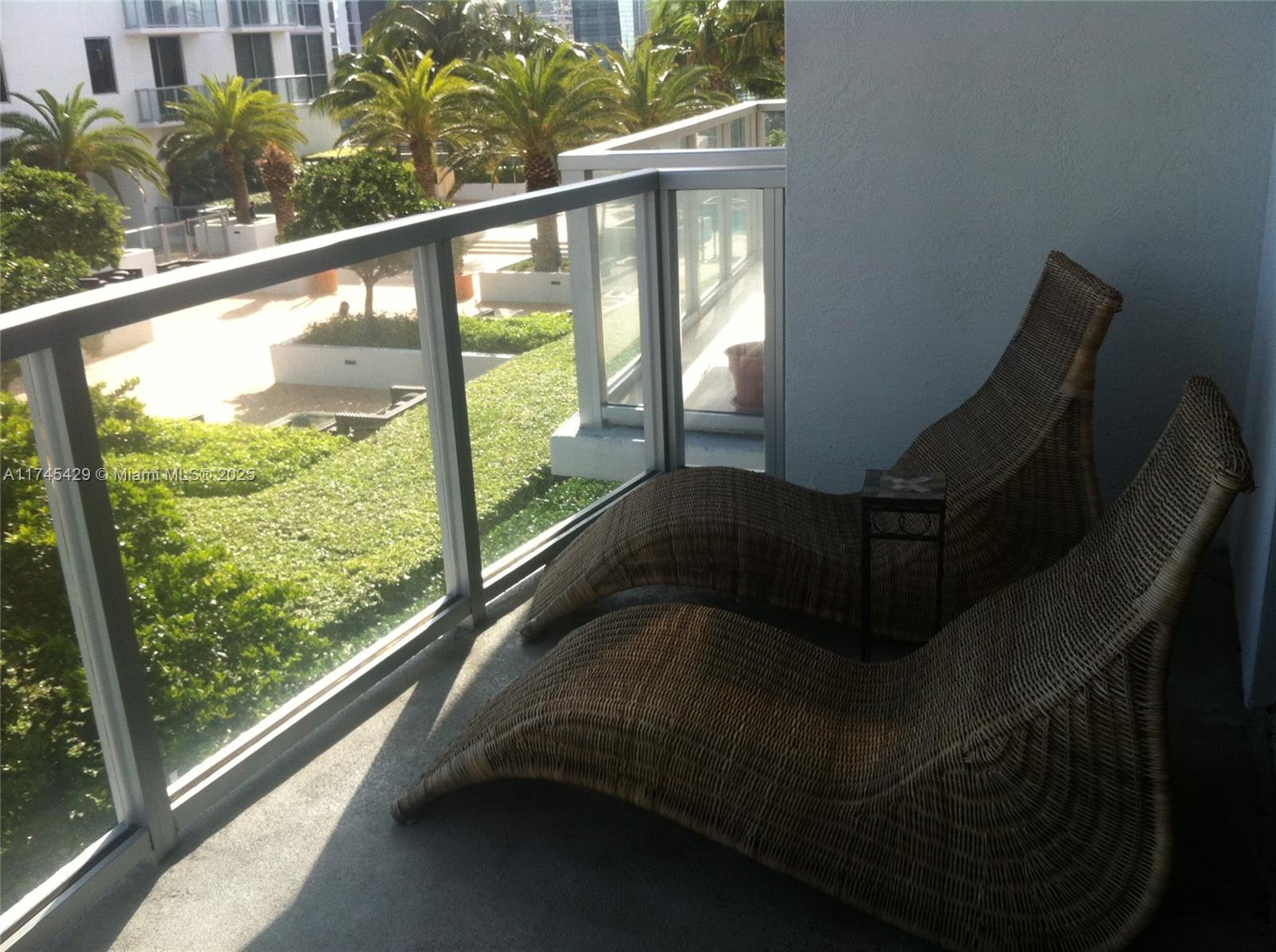 1050 BRICKELL AV #1406, Miami FL 33131