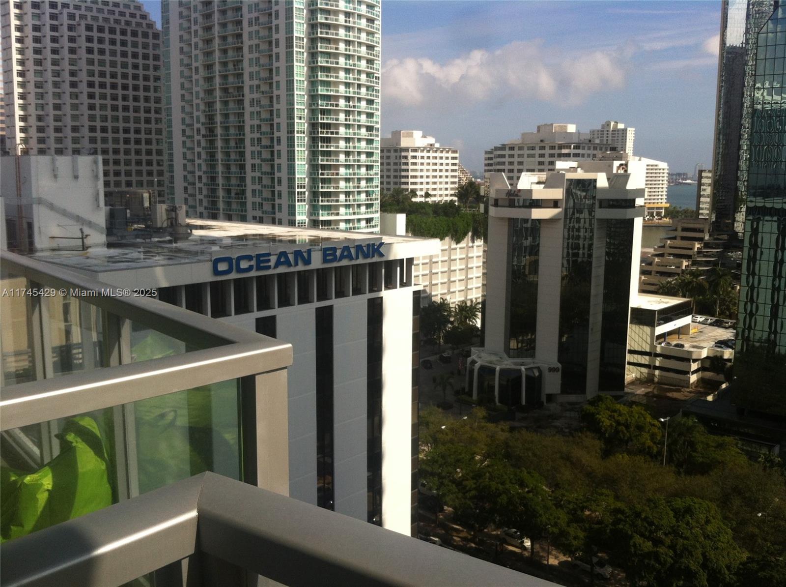 1050 BRICKELL AV #1406, Miami FL 33131