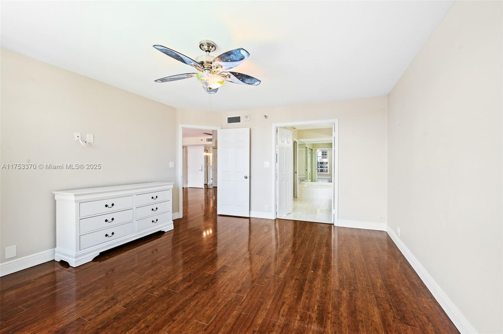 3530 Mystic Pointe Dr #1913, Aventura FL 33180