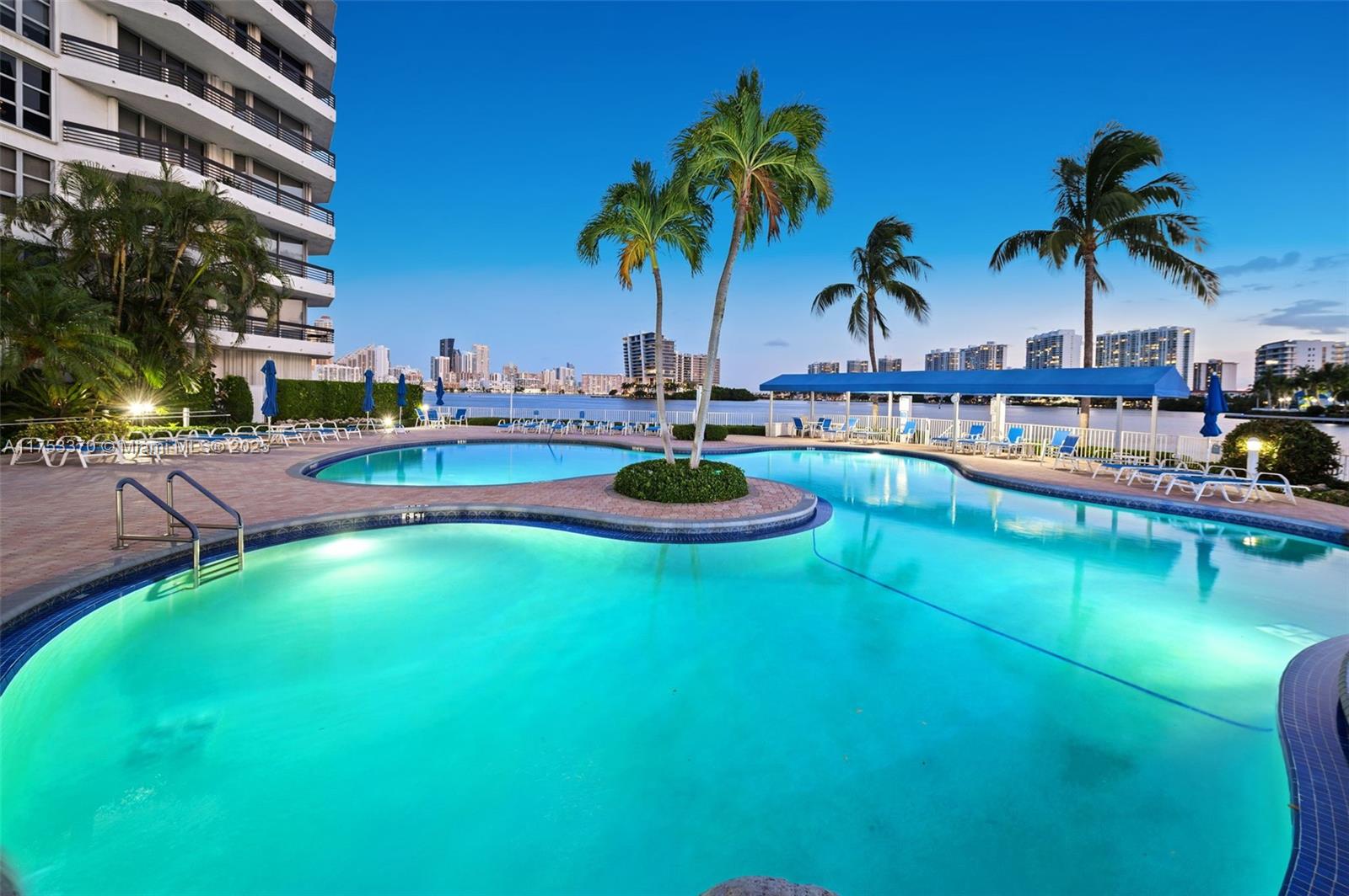 3530 Mystic Pointe Dr #1913, Aventura FL 33180