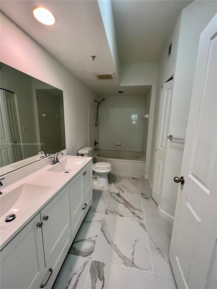 9172 Collins Ave #214, Surfside, Florida image 18