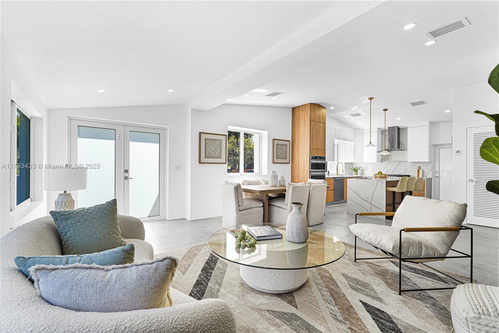 745 W 51st St, Miami Beach, Florida image 4