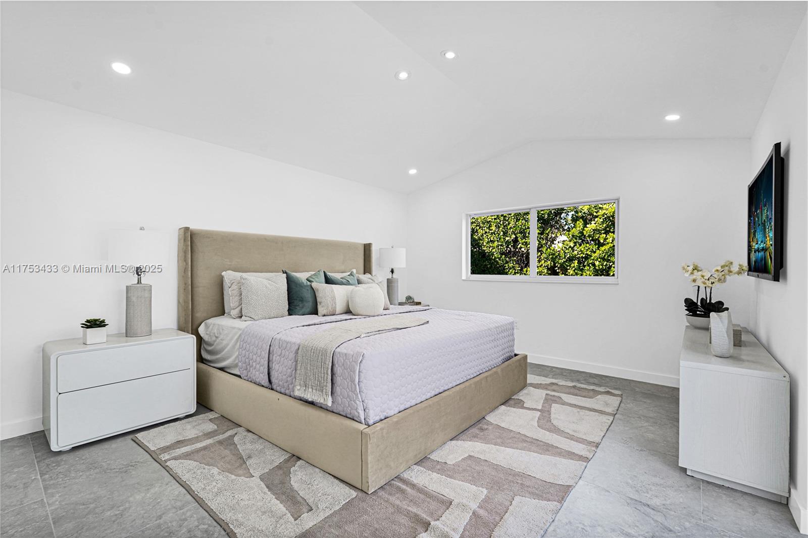745 W 51st St, Miami Beach, Florida image 7
