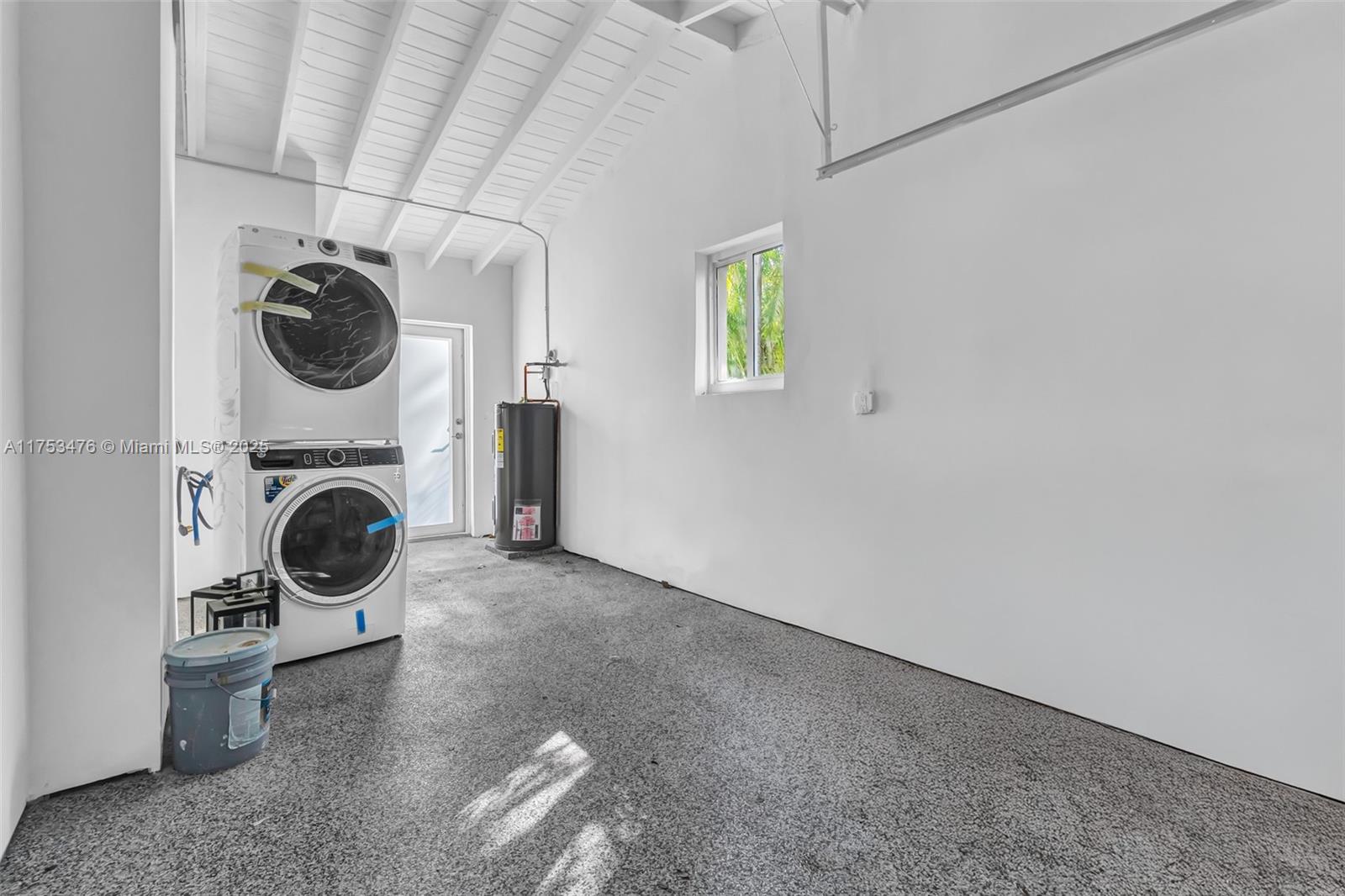 Listing Photo 23