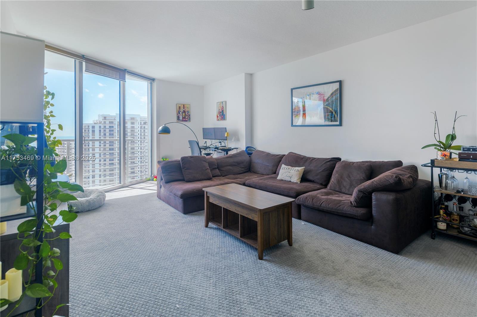 Listing Photo 9