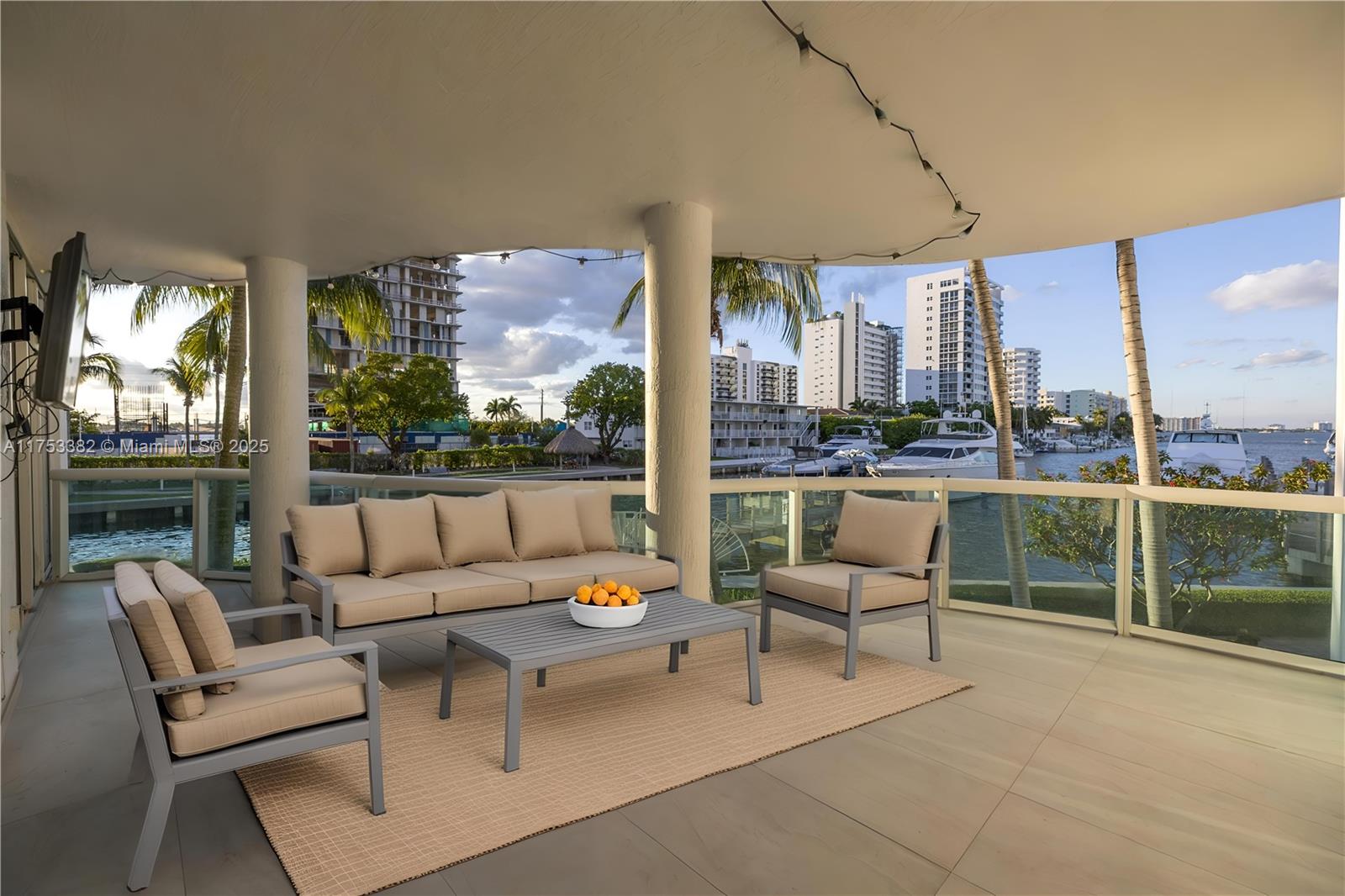 7914 Harbor Island Dr #104, North Bay Village FL 33141