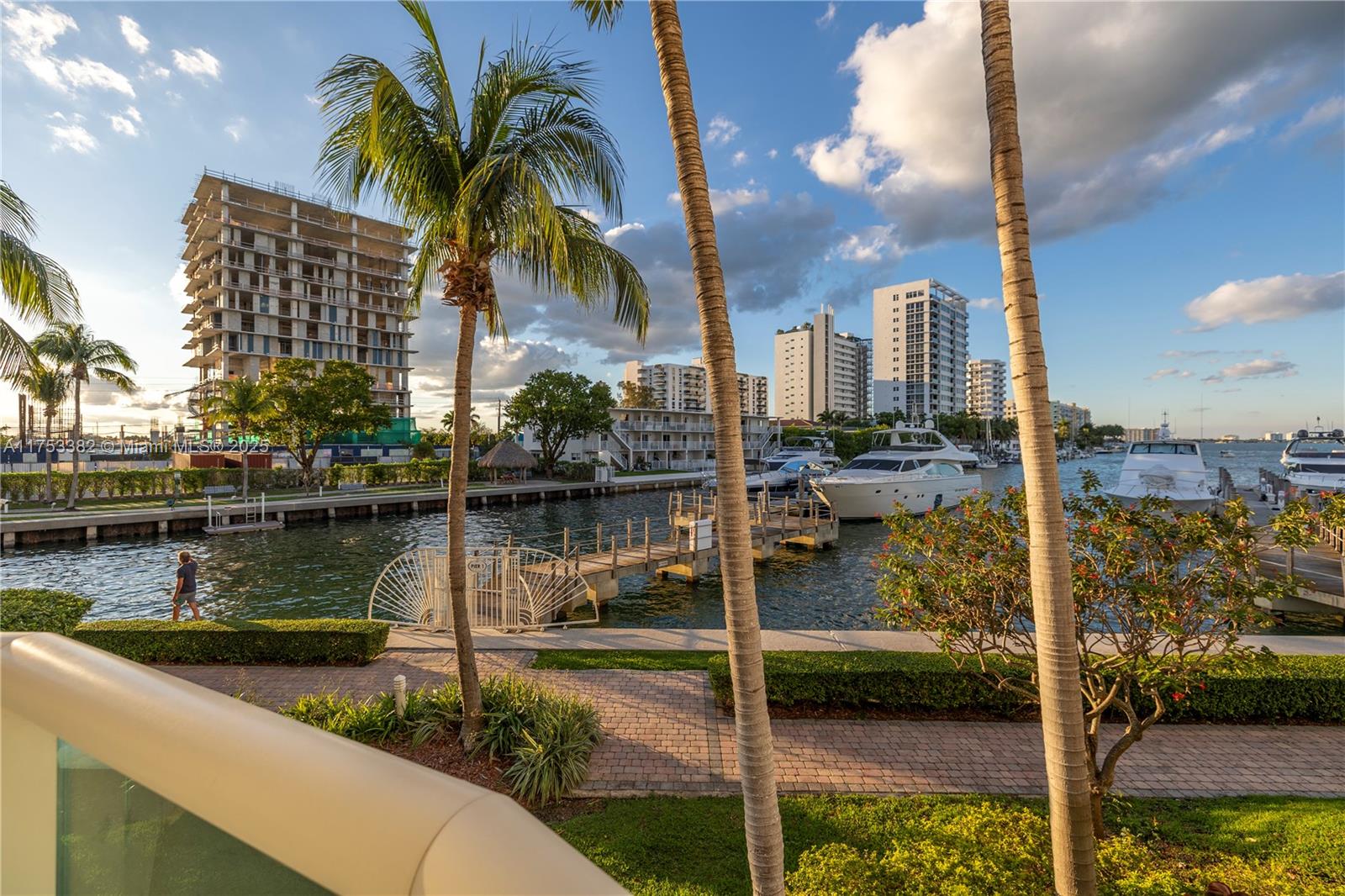 7914 Harbor Island Dr #104, North Bay Village FL 33141