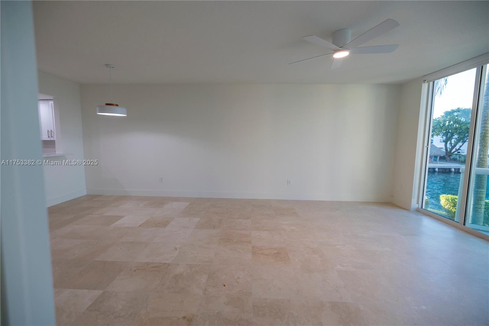 7914 Harbor Island Dr #104, North Bay Village FL 33141