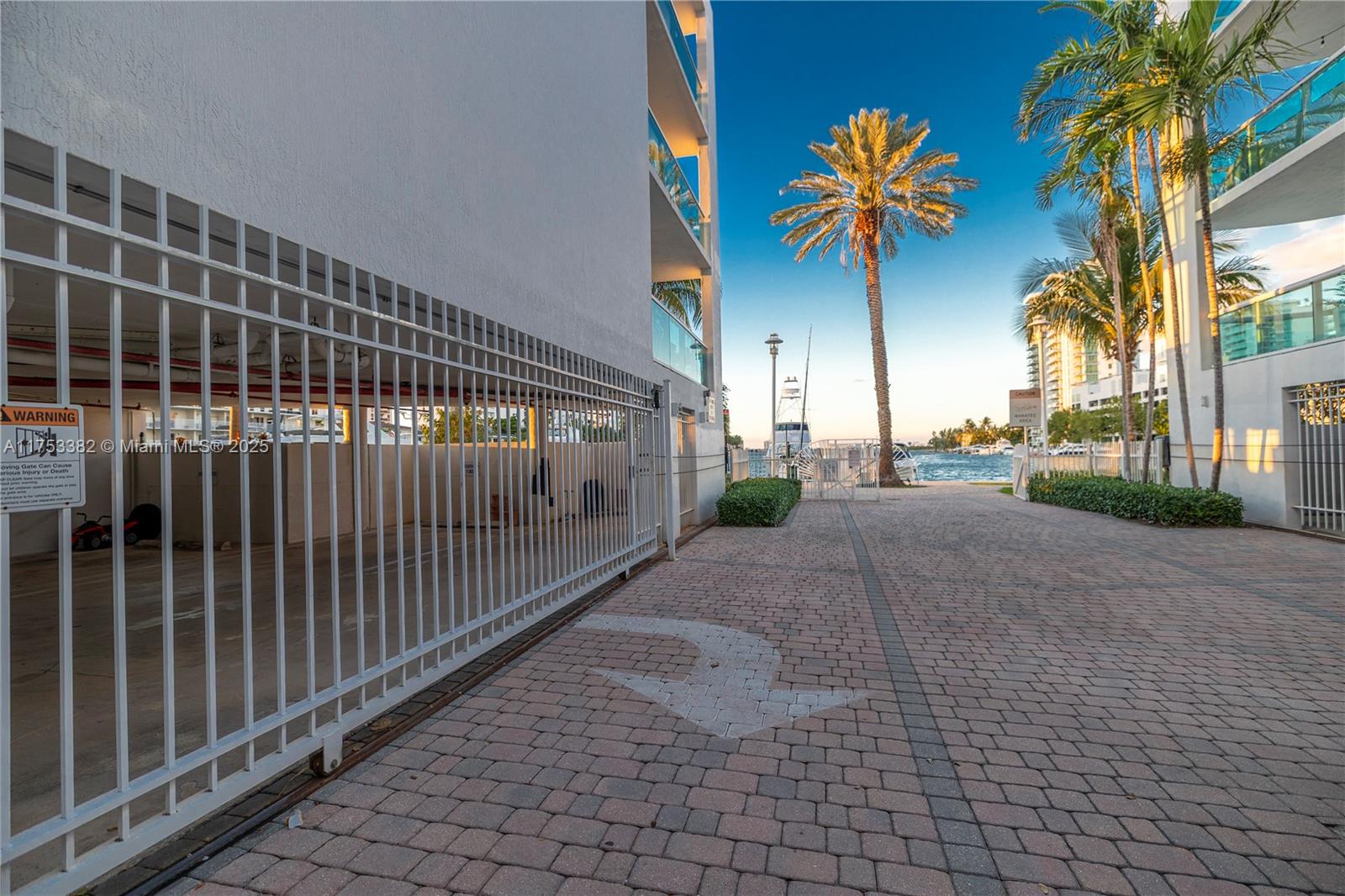 7914 Harbor Island Dr #104, North Bay Village FL 33141
