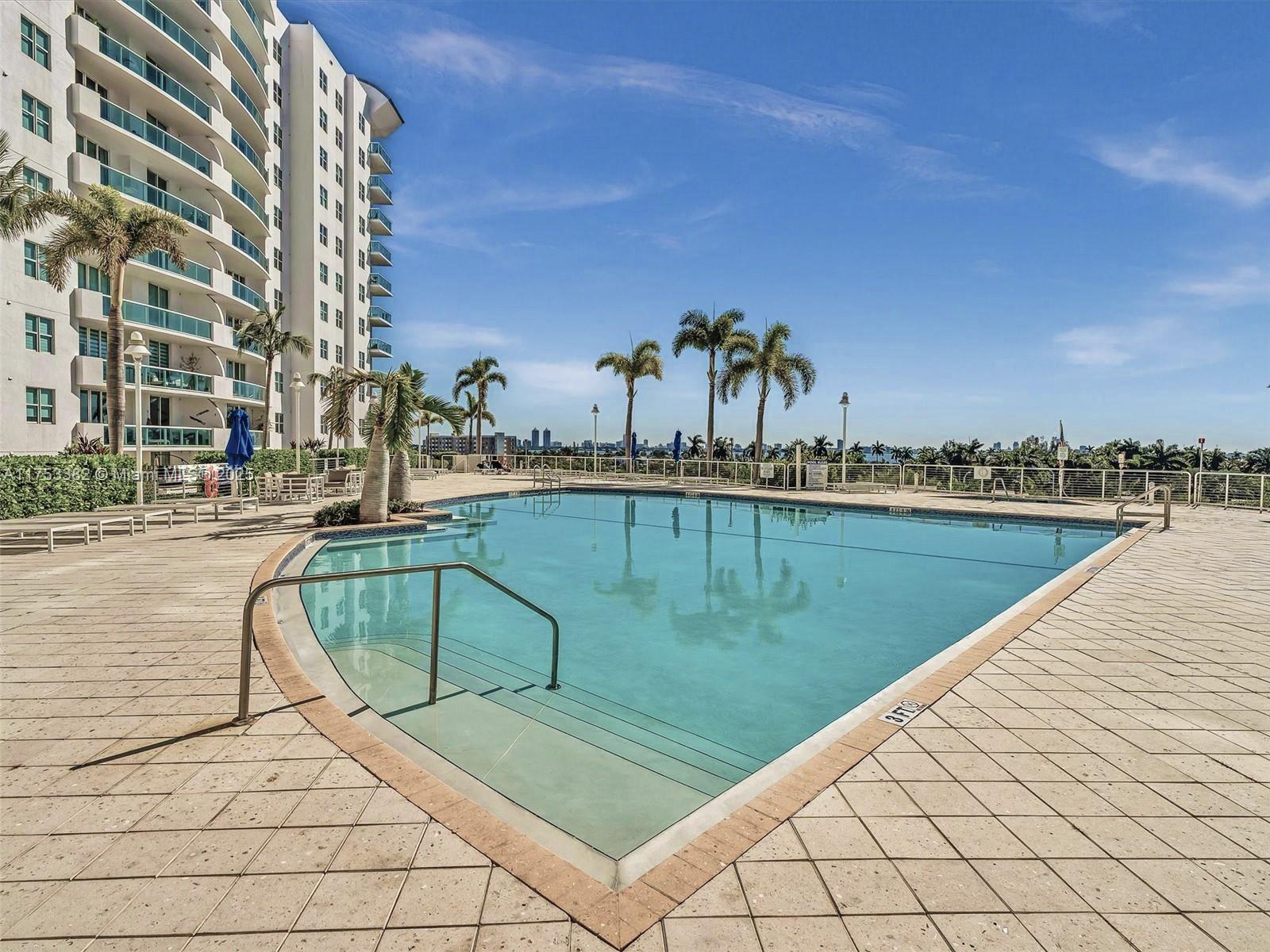 7914 Harbor Island Dr #104, North Bay Village FL 33141
