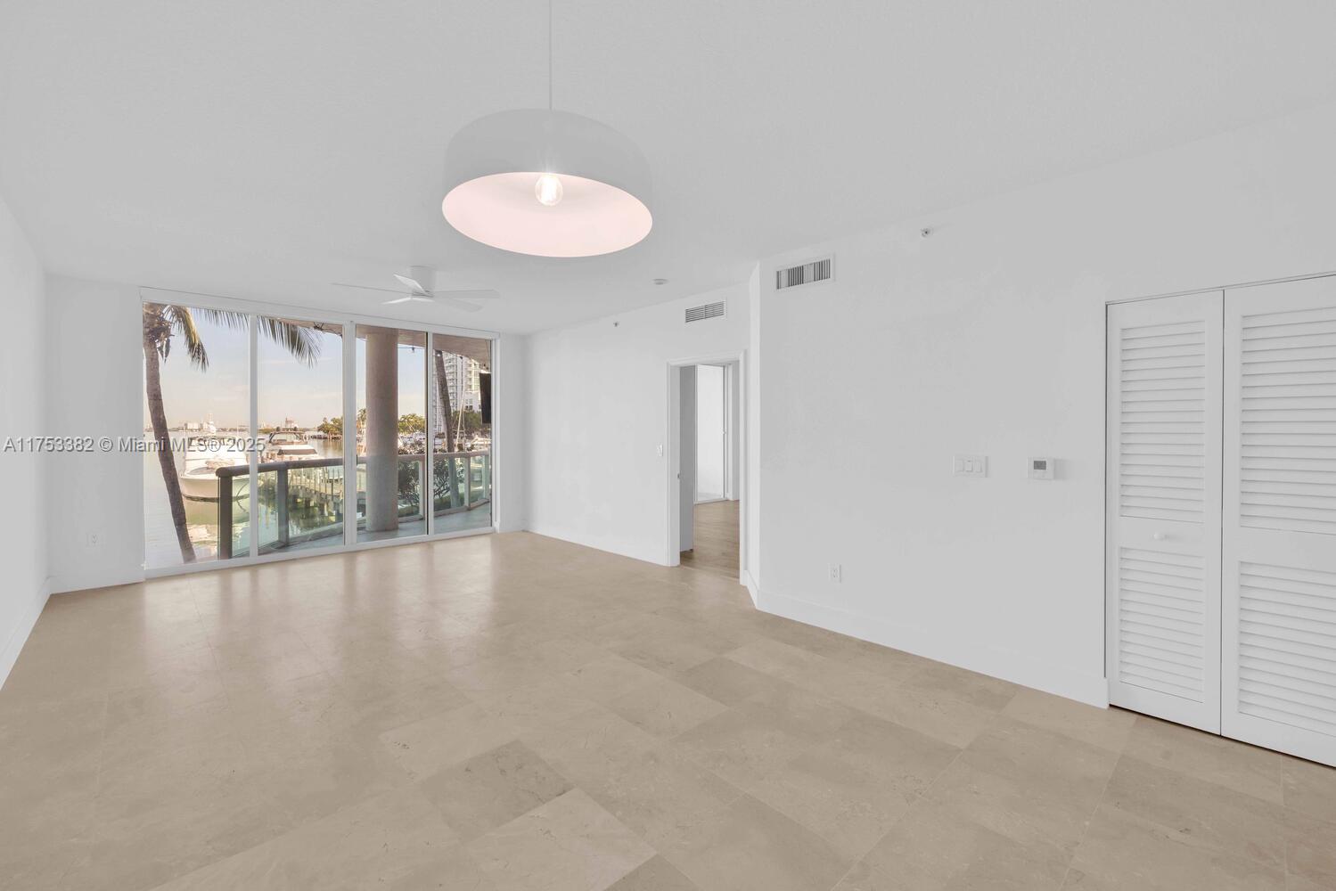 7914 Harbor Island Dr #104, North Bay Village FL 33141