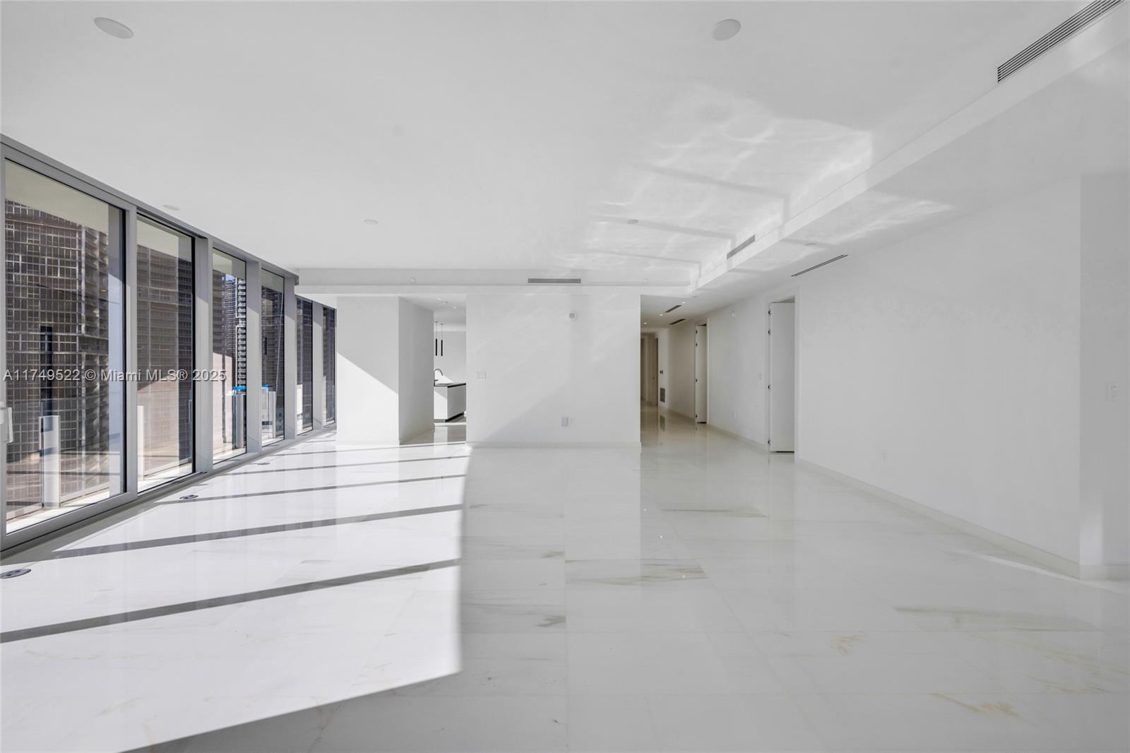 300 Biscayne Blvd Way #1901, Miami, Florida image 25