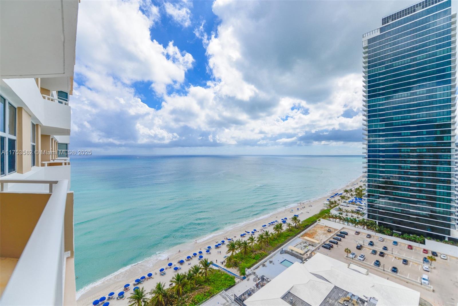 Condo for Sale in Hallandale Beach, FL