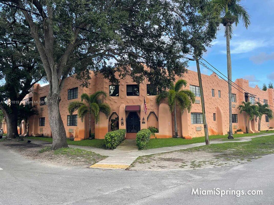 200 Azure Way, Miami Springs, Florida image 1