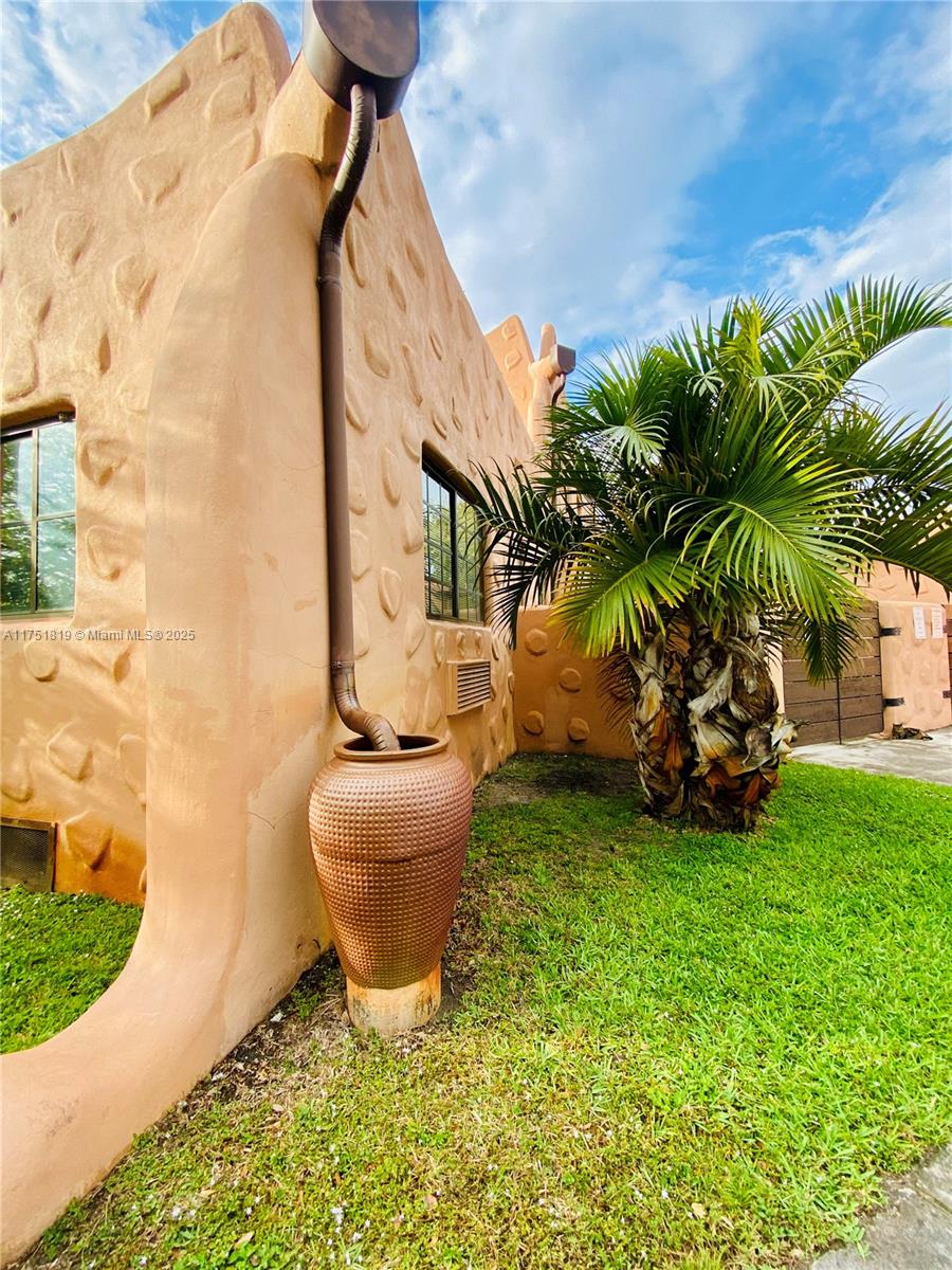 200 Azure Way, Miami Springs, Florida image 19