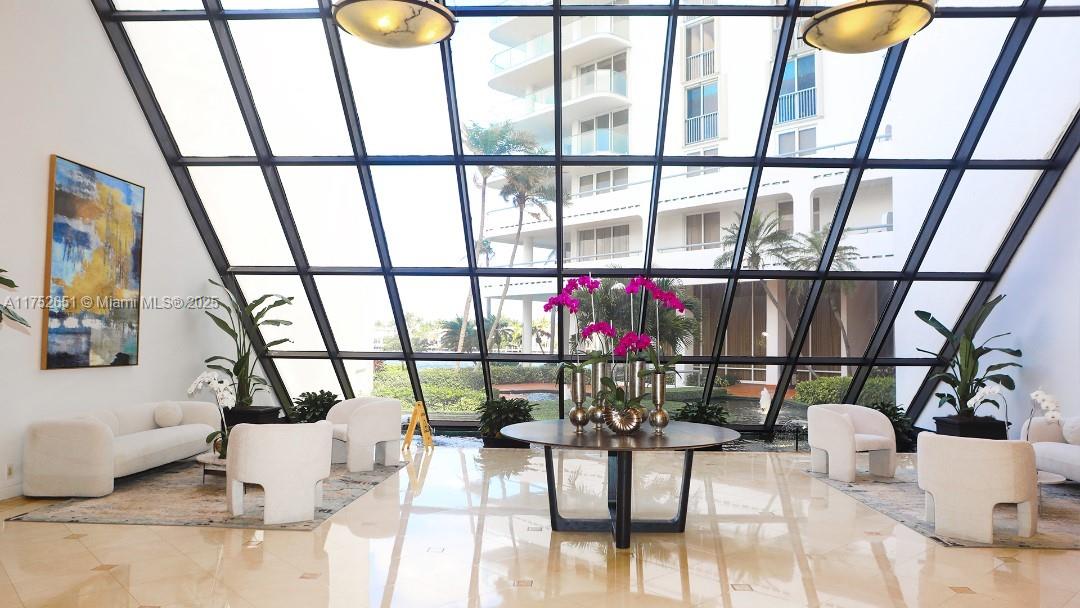 19707 Turnberry Way #21D, Aventura, Florida image 3