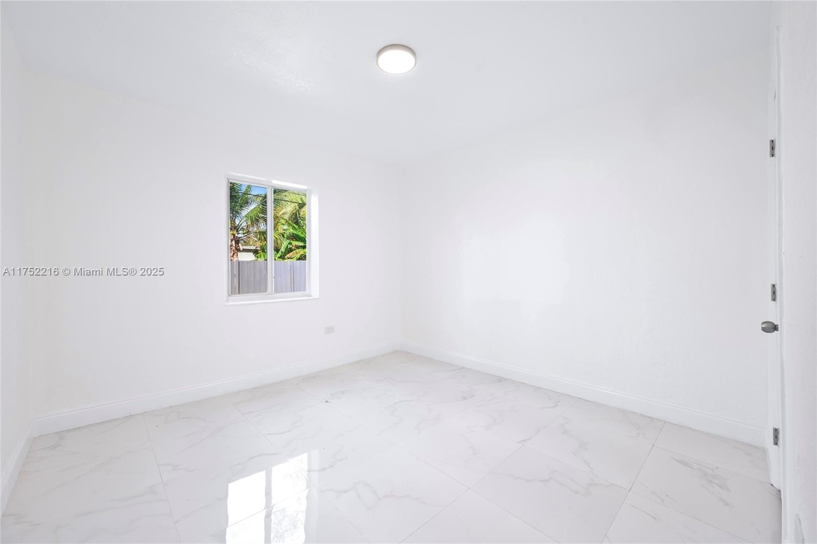 Listing Photo 20