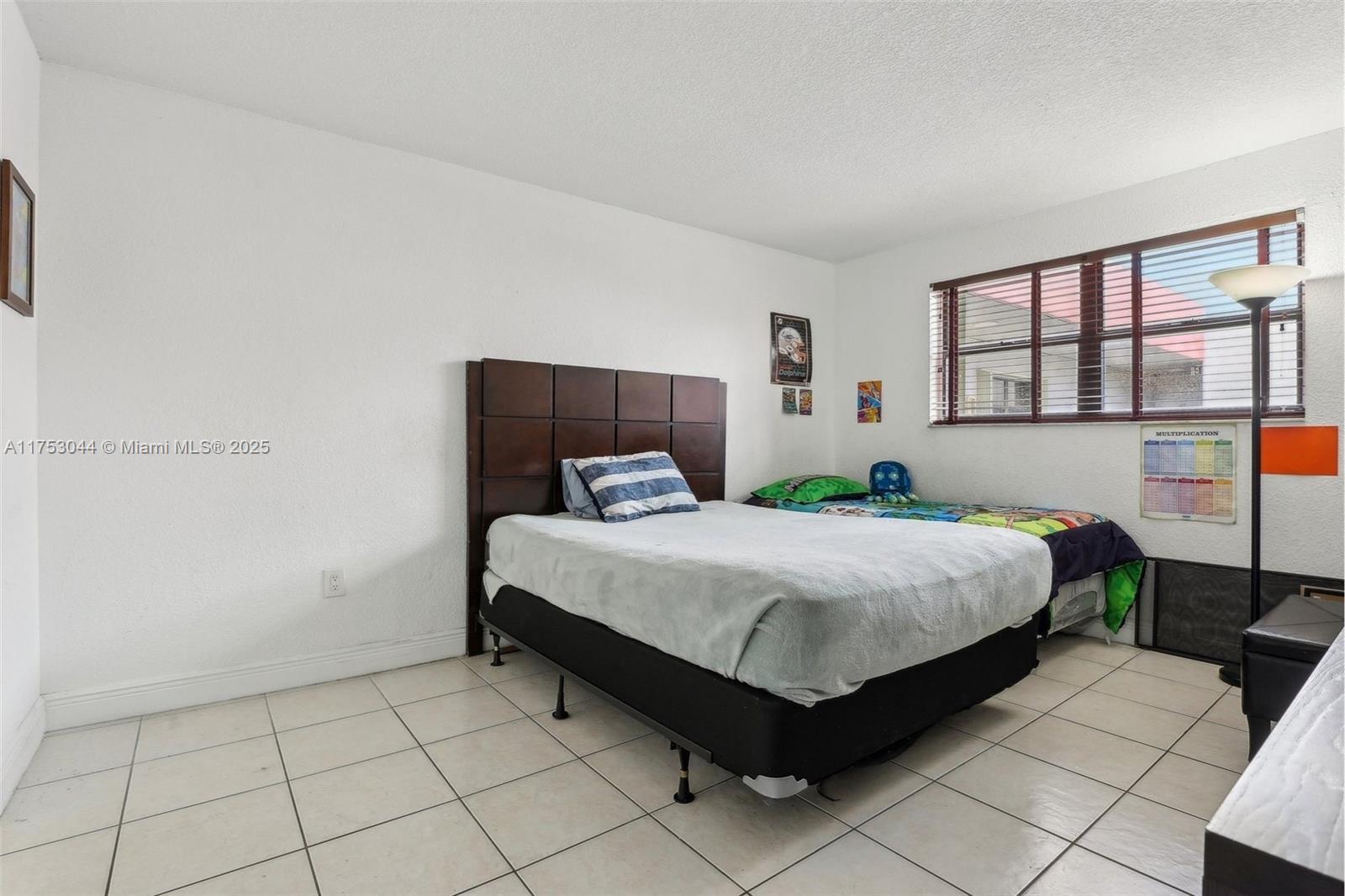 8425 NW 8th St #404, Miami, Florida image 17
