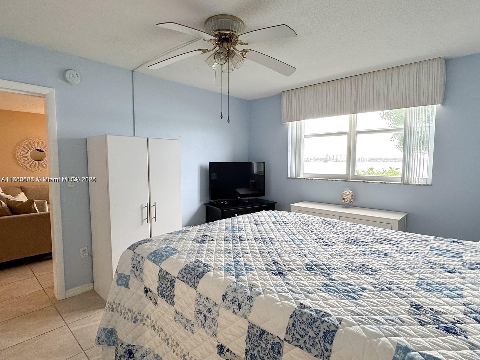 Listing Photo 16