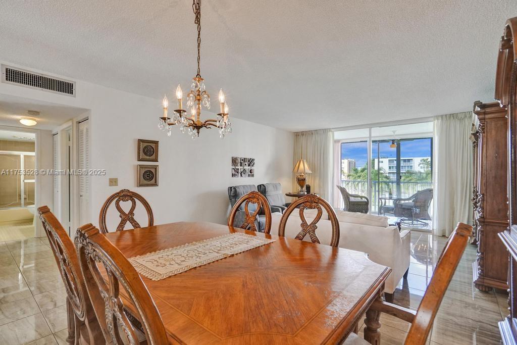 205 SE 11th Ter #203, Dania Beach, Florida image 12