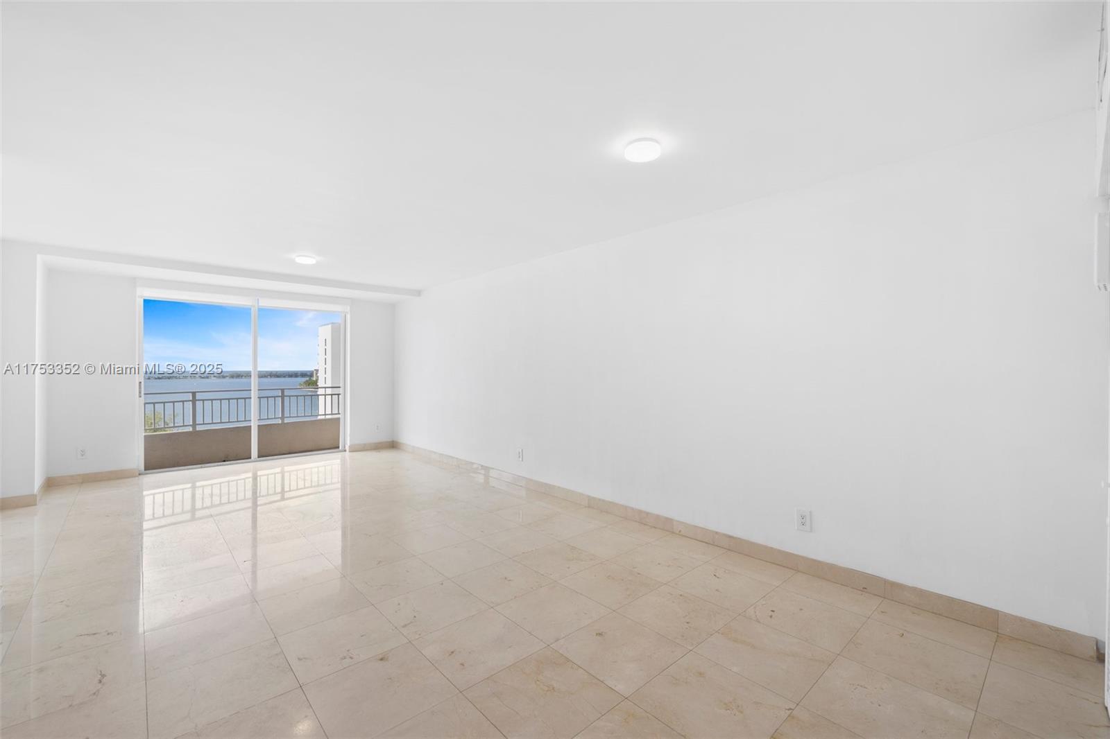 770 Claughton Island Dr #1510, Miami FL 33131