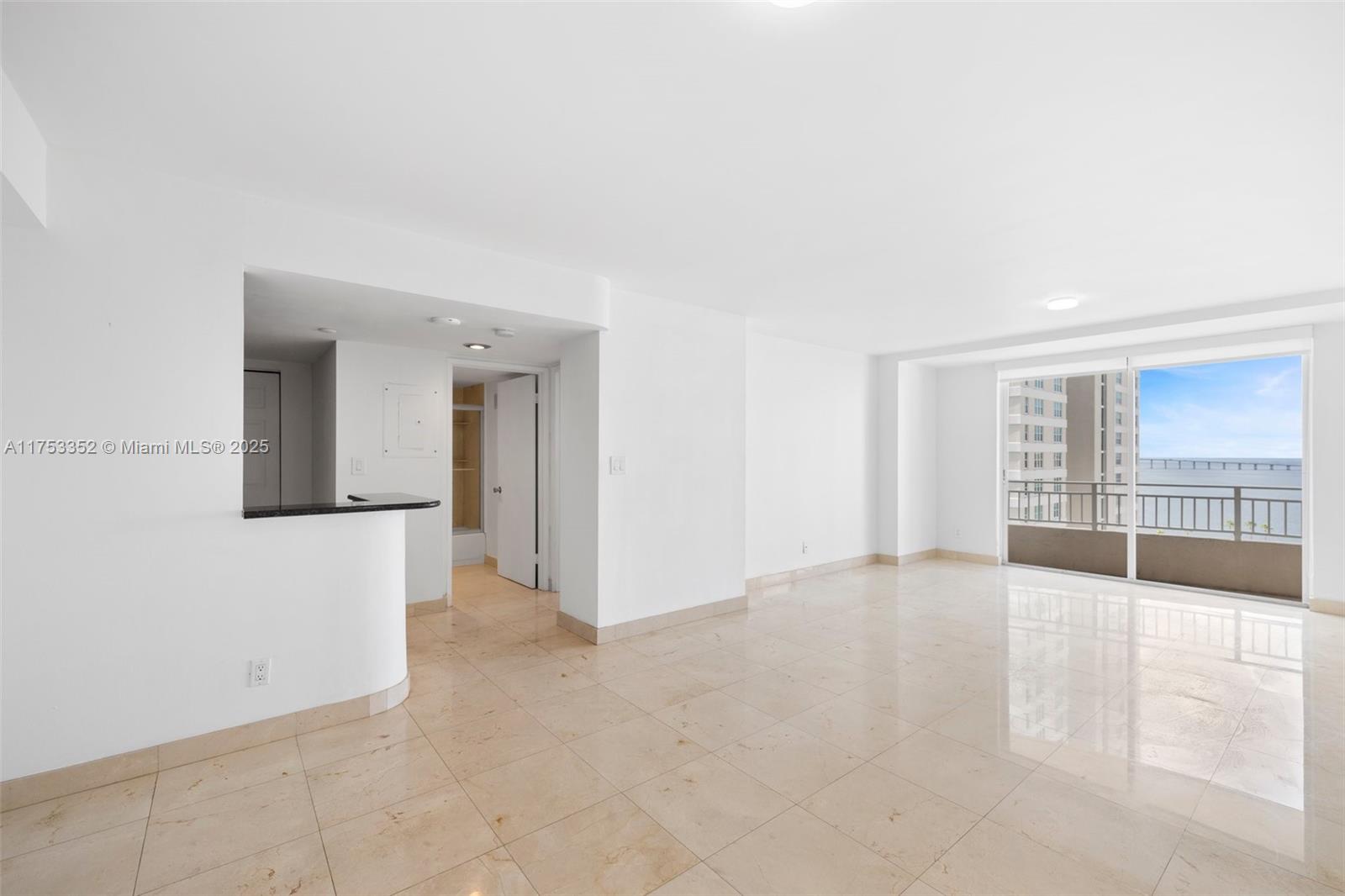 770 Claughton Island Dr #1510, Miami FL 33131